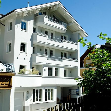 Petit Madlein Panzió Ischgl Kültér fotó
